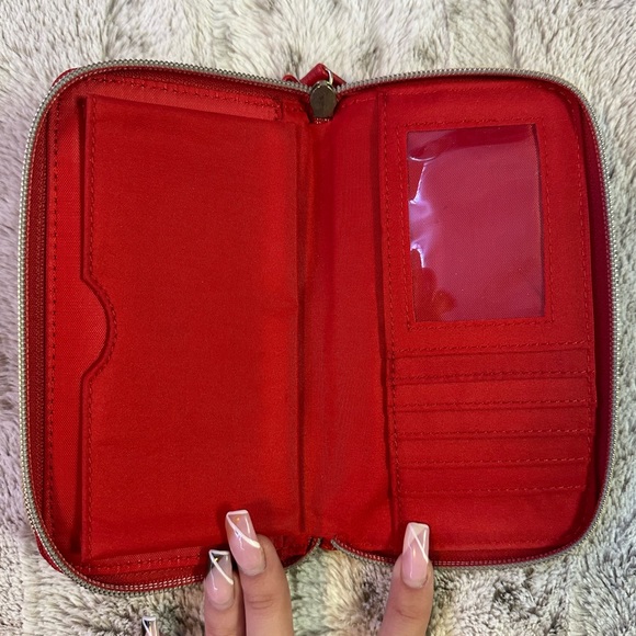 Red Wallet - Picture 6 of 7